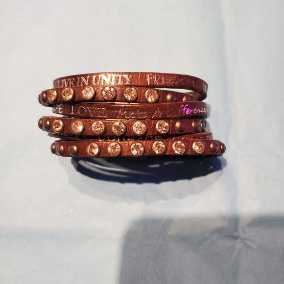 Good works make a difference bracelet - Picture 2 of 8